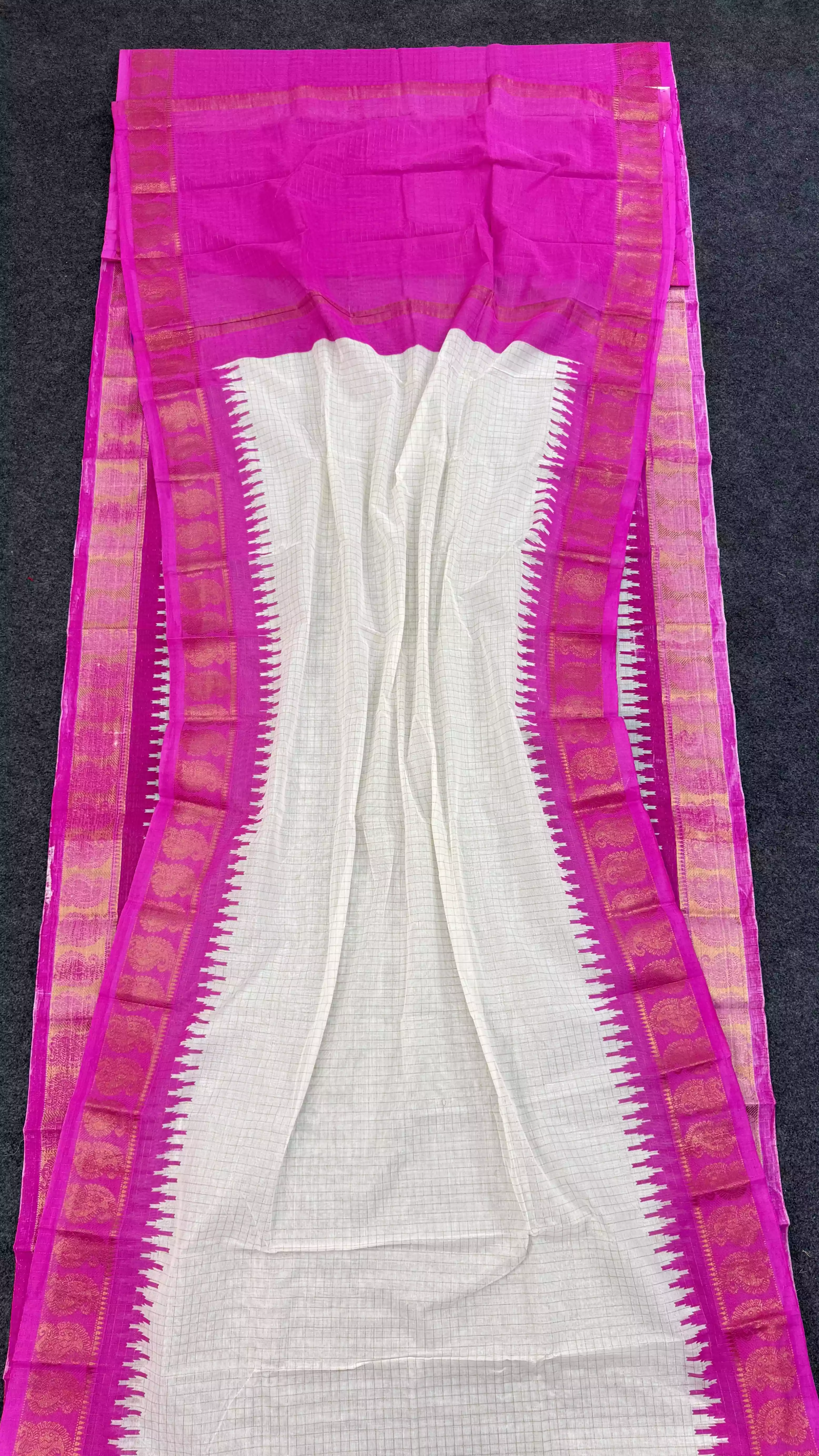 Elegant Magenta Pink Madurai Saree