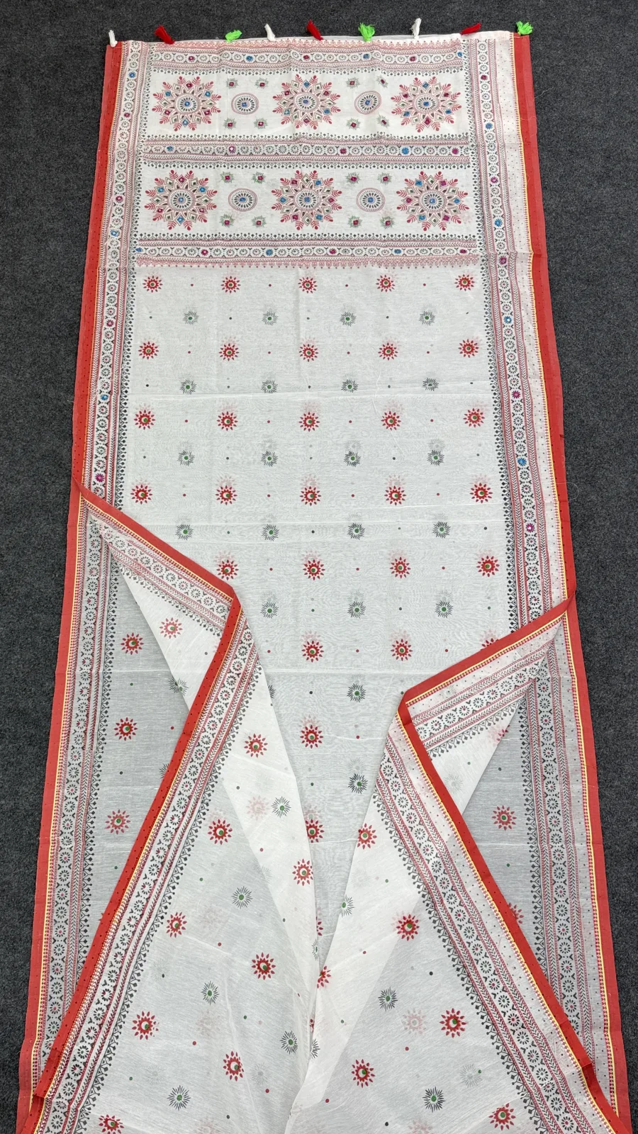 Anjali Off-White Embroidery & Screen Print Cotton Saree